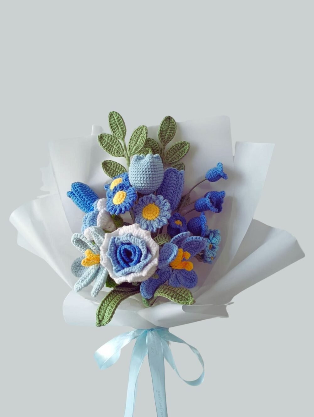 Blue Rose flowers bouquet