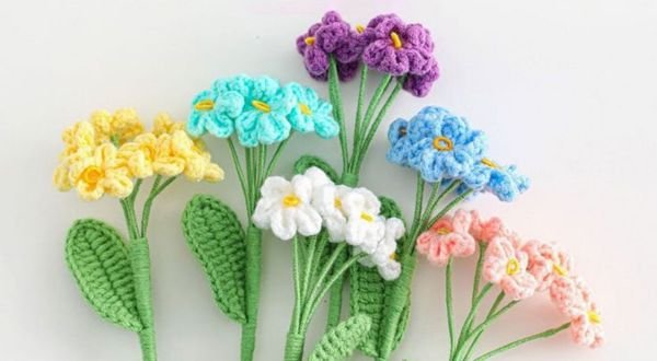 crochet Forget me not flower bouquet